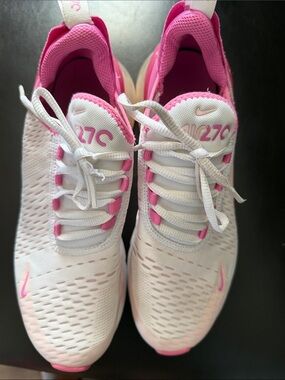 Nike Women’s Athletic Shoes - White & Pink